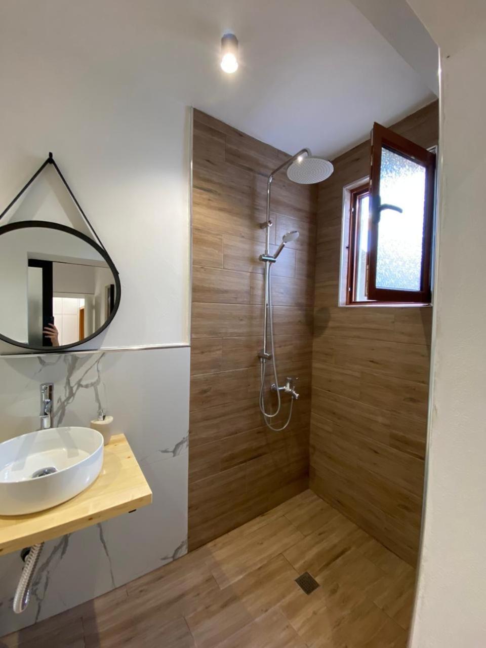 Vavla House Apartment Berat Exterior photo